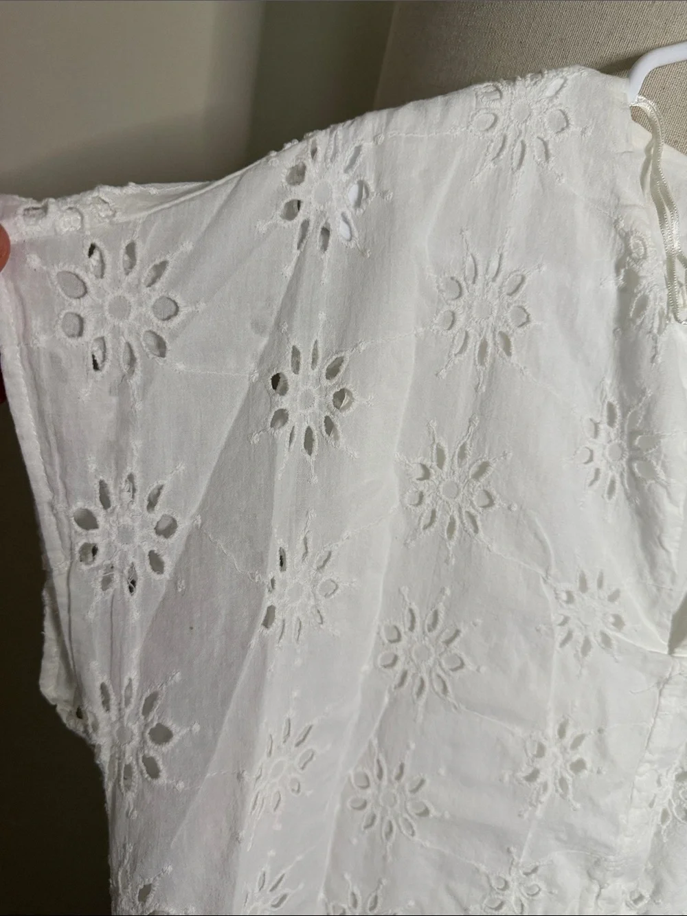 Zara White Eyelet V-Neck Tiered Tunic